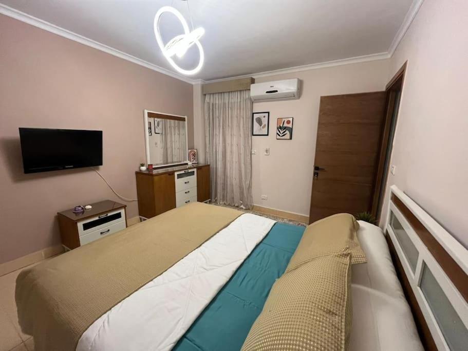 - 1 Bedroom Beauty