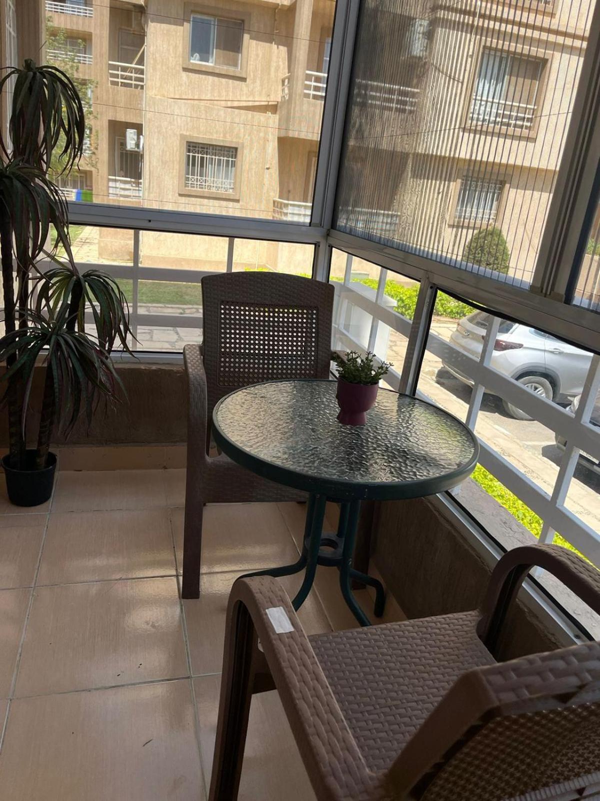 - 1 Bedroom Beauty Apartment